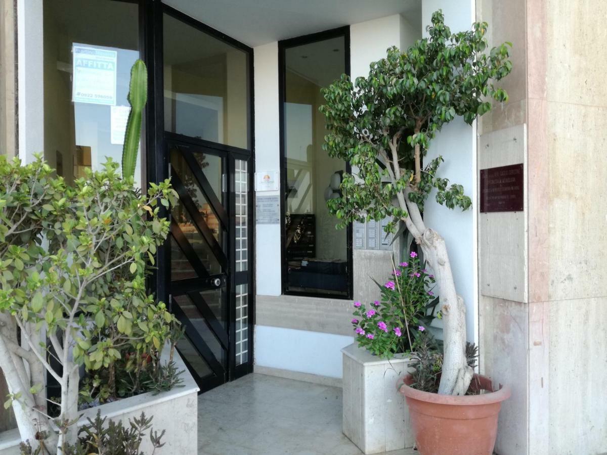L'Alba Sui Templi Bed and Breakfast Agrigento Exteriör bild